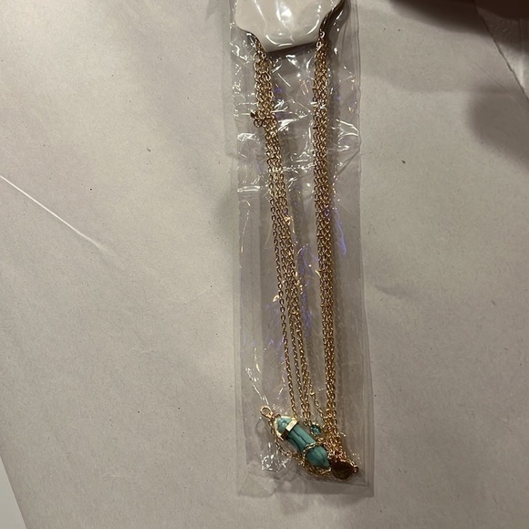 Boho Gold  turquoise necklace - Picture 4 of 5